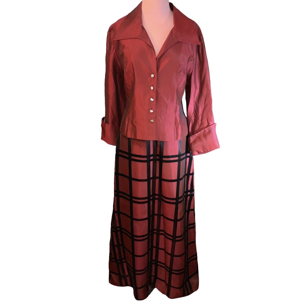 Peck & PecK Holiday Maxi Skirt Suit (2 PCs) Festive Mixed Sizes